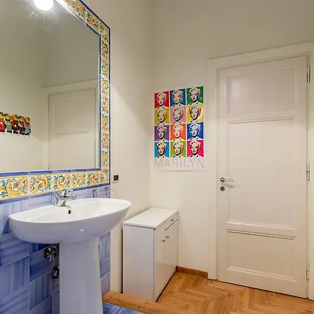 Apartment Cesi Large In Prati Rome