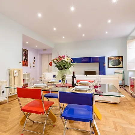 Cesi Large In Prati Apartment