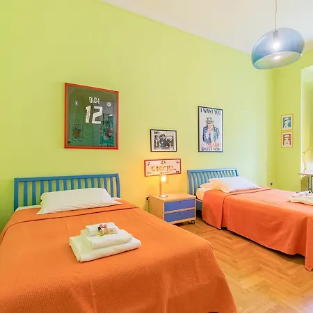 Apartment Cesi Large In Prati