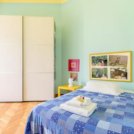 Apartment Cesi Large In Prati Rome